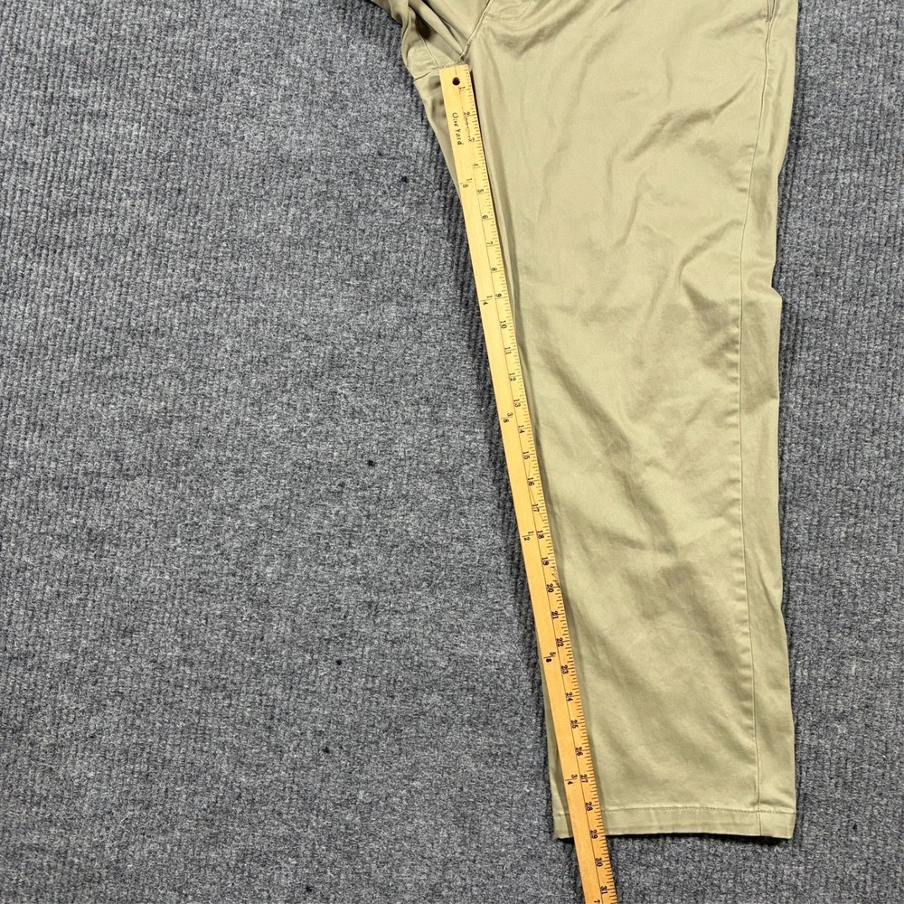 Lee Extreme Comfort Mens Straight Fit Pants Size 40x30 Beige Flat Front Mid Rise - Picture 7 of 9